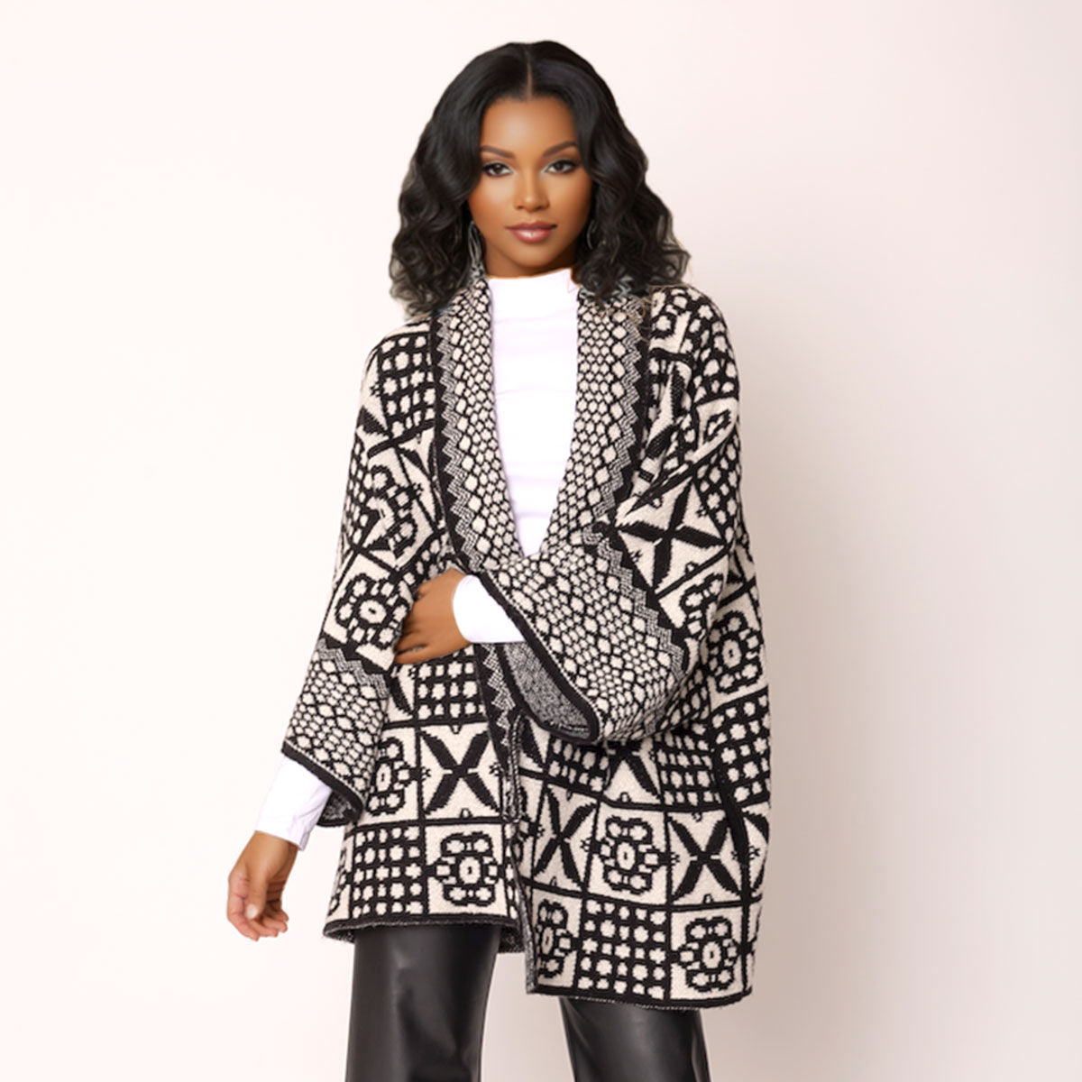 Cardigan Tile Print Knit Black and White for Women